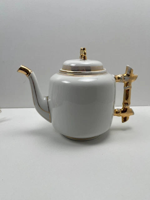 Cafetière en porcelaine ancienne fin 19e siècle / début 20e siècle