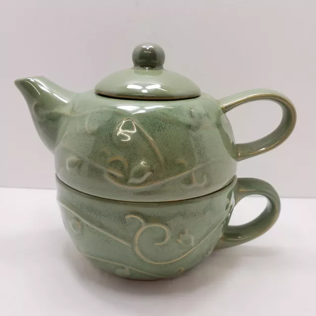 Pier 1 Stoneware Tea for One 3 pc Stackable Set with Teapot Lid and Cup Green