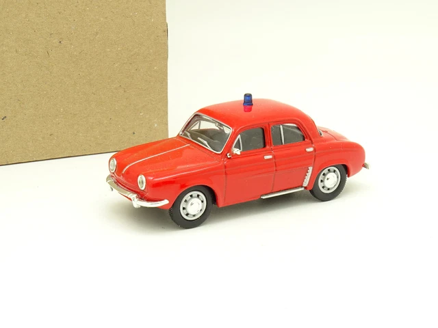 Miniature Norev SB 1/43 – Renault 30 Pompiers Morbihan – Modifié