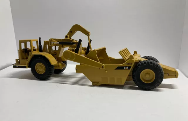 Joal -Cat 631D Caterpillar, Wheel Tractor Scraper,  DIECAST Model