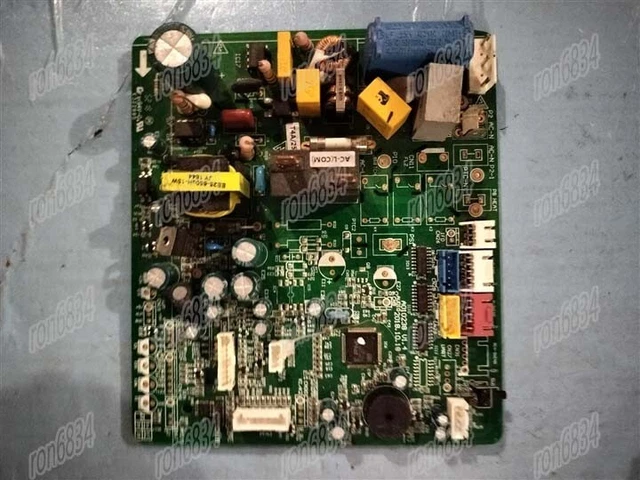 1pc   used   Air conditioner mainboard A010238 V1.3