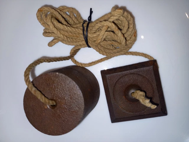 ANCIEN FIL A PLOMB VINTAGE FONTE - HAUT 5cm CONIQUE DIAMETRE 4/5cm