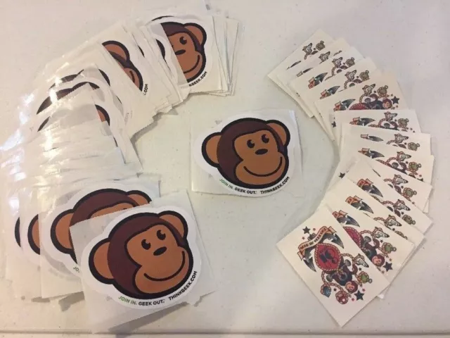 64 pegatinas y 13 tatuajes temporales Think Geek Timmy the Monkey