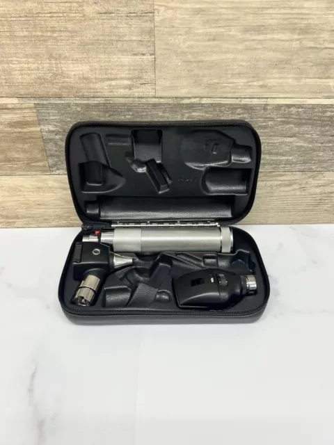 Welch Allyn Diagnostic/Medical Set with Otoscope & Ophthalmoscope