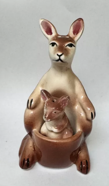 Cute! Vintage Australian Kangaroo And Joey Figural Salt & Pepper Shakers