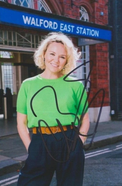 Charlie Brooks    **HAND SIGNED**  6x4 photo  ~  Eastenders  ~  AUTOGRAPHED