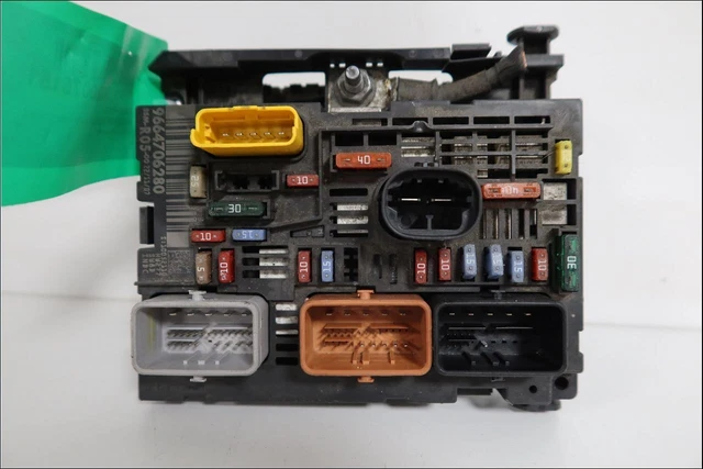 BOITE A FUSIBLES Peugeot 308 I Phase 1 5P 6580 Ne EUR 50,00 - PicClick FR