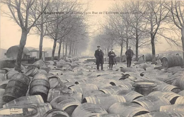 Cpa 94 Charenton Inondations 1910 Rue De L'entrepot Amoncellement D'epaves