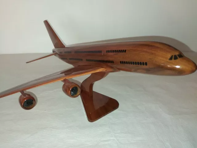 Maquette en bois avion AIRBUS A380 3