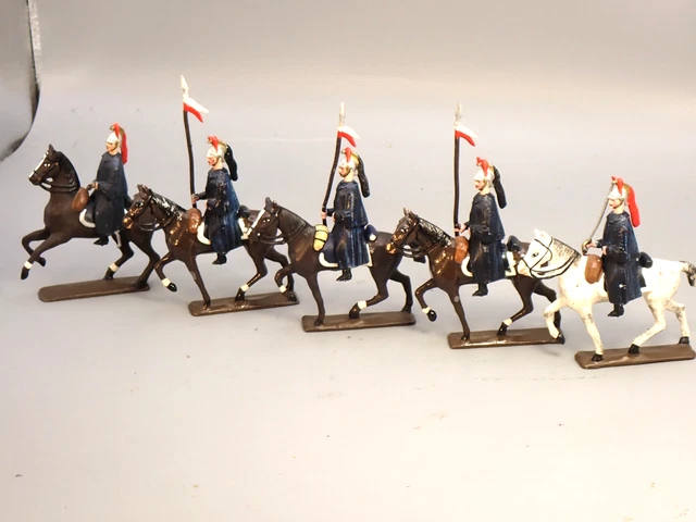 Figurines En Plomb – 7 Prussiens Au Défilé – CBG-Mignot, Fabrication Avant 1950