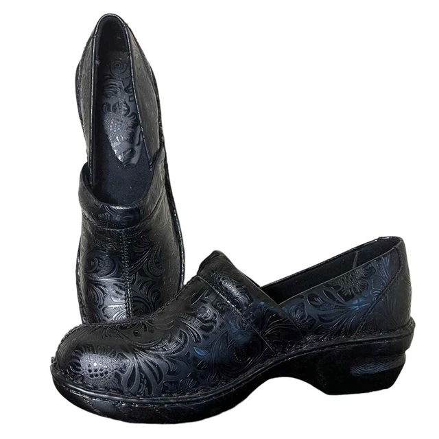 NWOT THOM MCAN Toronto Brown Faux Tooled Leather Wedge Slip On