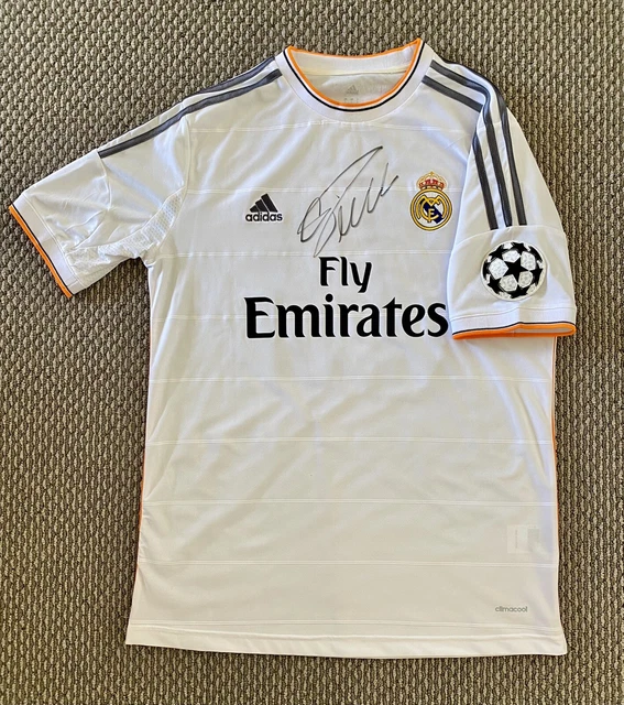 cristiano ronaldo signed real madrid jersey