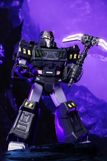 Hộp Mù Blokees Transformers Luminous Eyes & Chest Shining Version 03