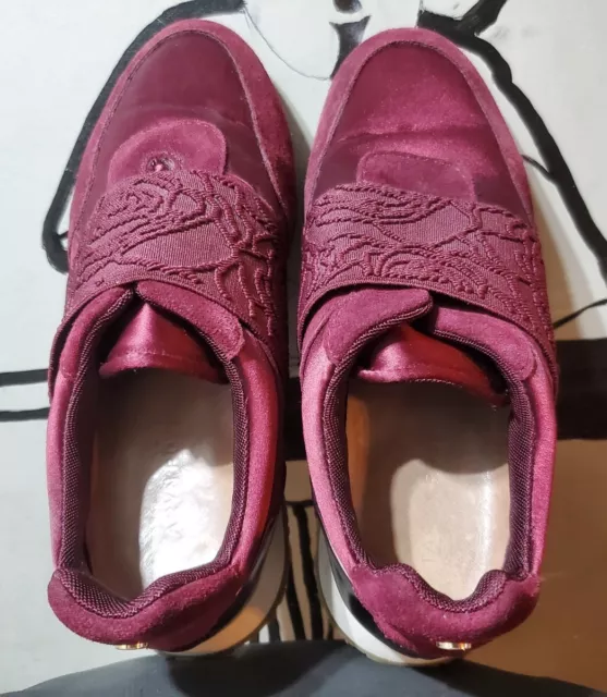TARYN ROSE 12 Womens Red Slip-On Zip Waterproof Sneaker Floral 2