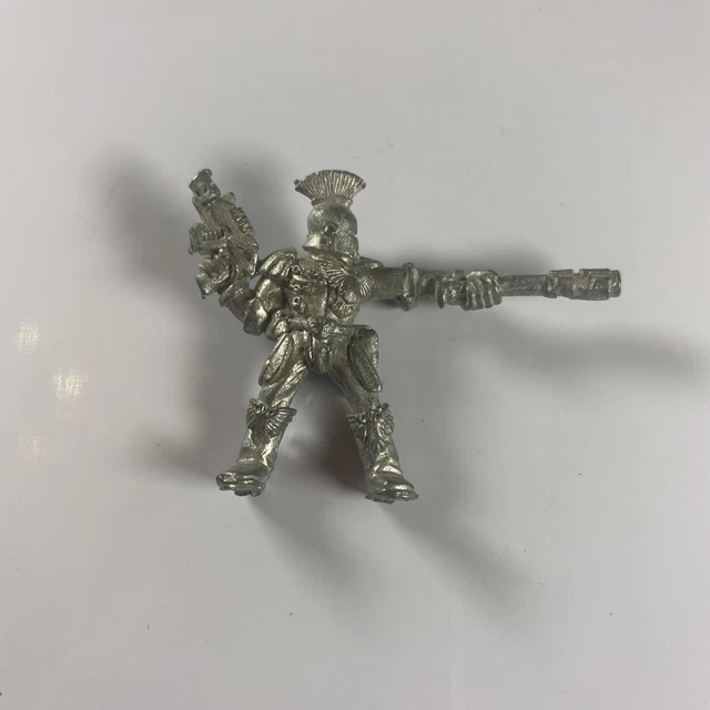 10 Figurines Adeptus Arbites En Métal – Warhammer Necromunda – Occasion