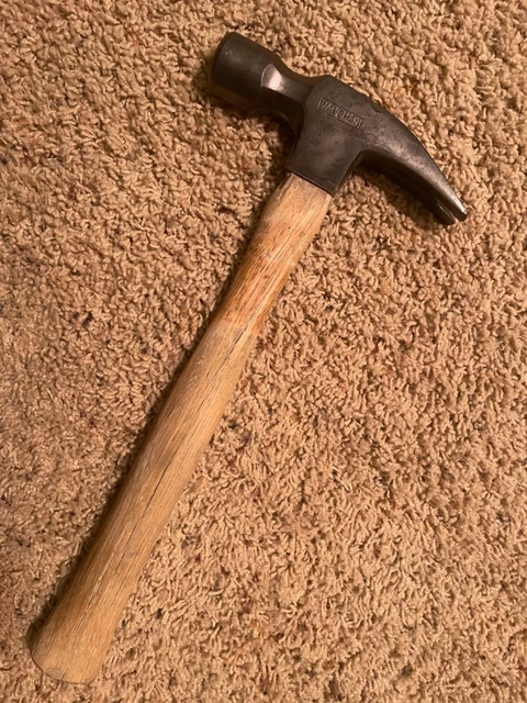 Vintage Vaughan  28 oz Framing Straight Claw Hammer 15” Handle