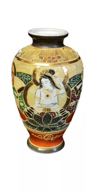 Vintage Foreign Japanese Vase  Hand Made ceramic  Decorative Collectible vase .