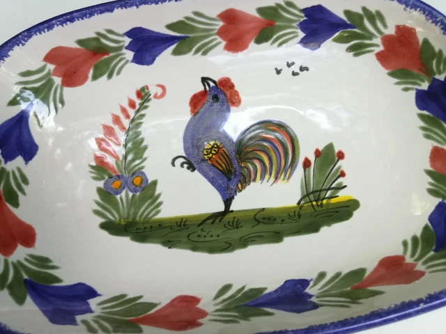 Vide poche de forme ovale, ravier signé HB HENRIOT QUIMPER décor poule ou coq