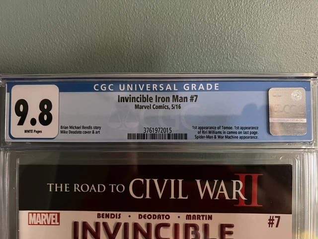 Invincible Iron Man 7 CGC 9.8 1st Riri Williams IRONHEART! MCU/Disney+ 1st Print 2