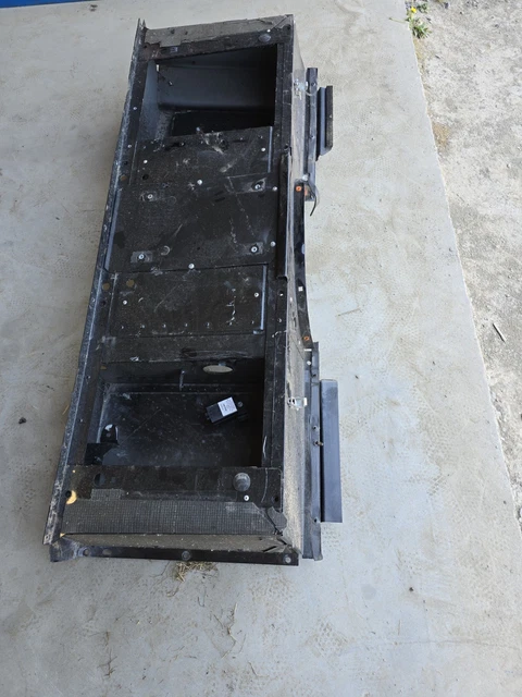 Defender Rear Seat Box LAND ROVER DEFENDER 90 110 r380 Seatbox Assembly tdci td5 300tdi puma ...