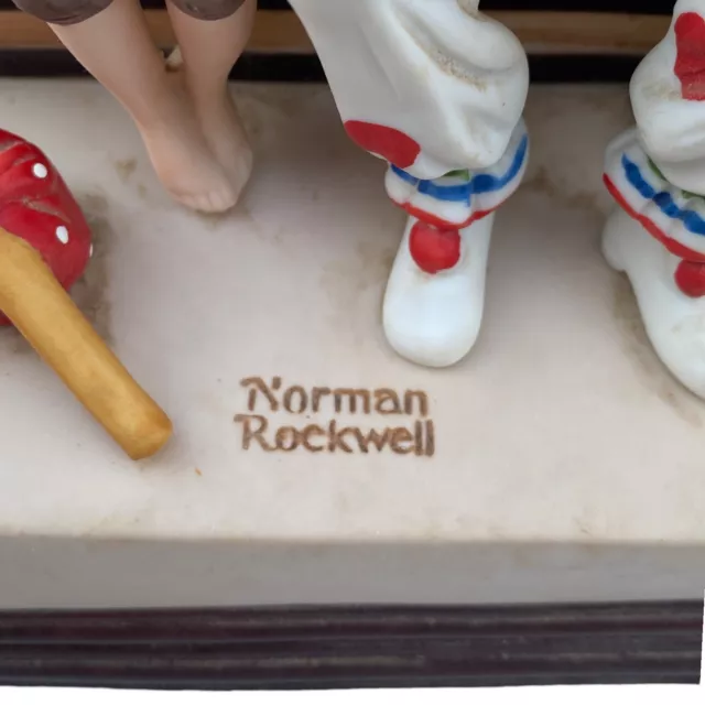 Norman Rockwell "The Runaway" Music Box Figurine "Send in the Clowns" 1985 Works 3