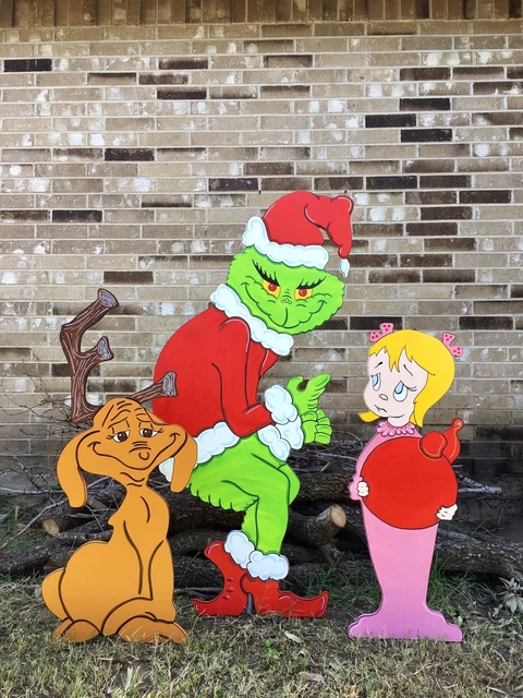 GRINCH Stealing the CHRISTMAS Lights Max The Reindeer Cindy Yard Art Decoration