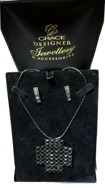 Grace Designer Jewellery Gun-Metal ‘Claudia’ Necklace & ‘Lark’ Earring Set