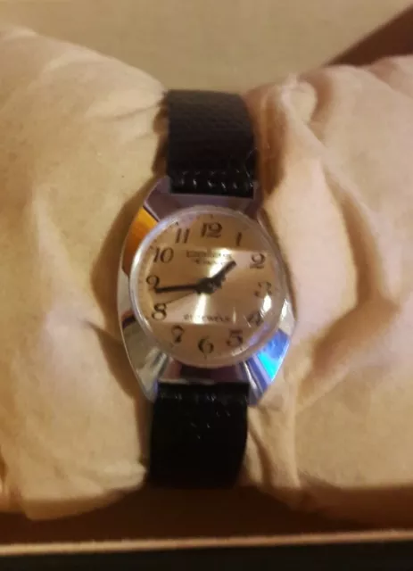 Silberne vintage Armbanduhr Pallas Eppo mechanische Damenuhr Armband neu /watch