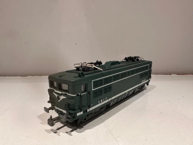 Locomotive Jouef HO BB 67001 Diesel SNCF - Verte, Analogique - Très Bon état En Boîte