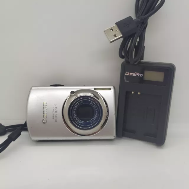 Canon Digital IXUS 870 IS 10.0MP 4x Zoom Compact Camera, Battery and Charger