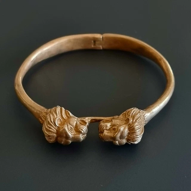 Ancien ensemble accessoires salle de bains Tête de Lion