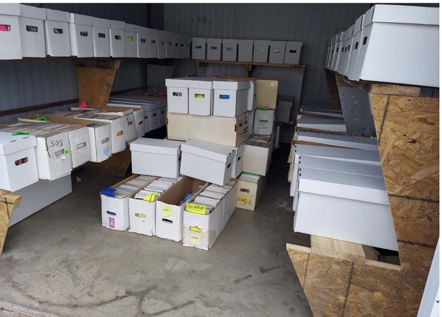100 Bulk Lot Assorted Comics, DC COMIC BOOKS ONLY!!! FREE SHIPPING!
