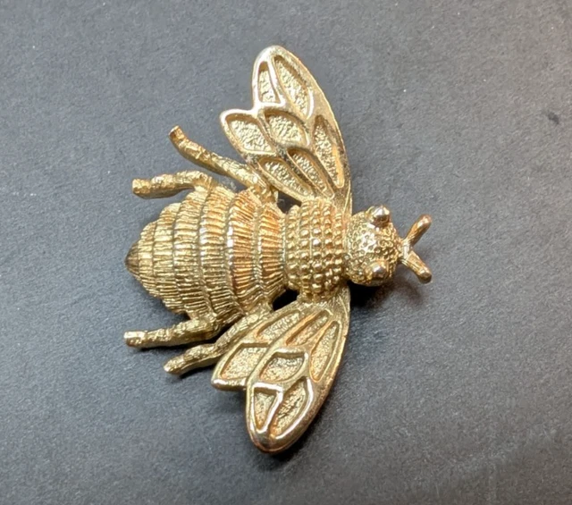 Broche Vintage Abeille – Cabochon Sulfure Rouge – Strass – Années 60 – Métal Argenté Et Doré