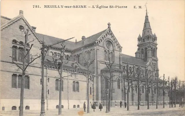 Cpa 92 Neuilly Sur His Church St Pierre