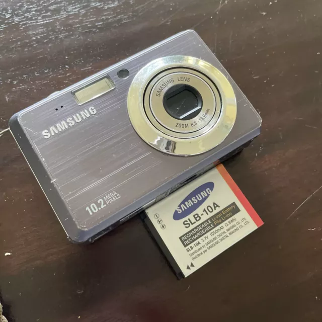 Samsung SL102 10.2 MP Gray Digital Camera Works. With Battery.