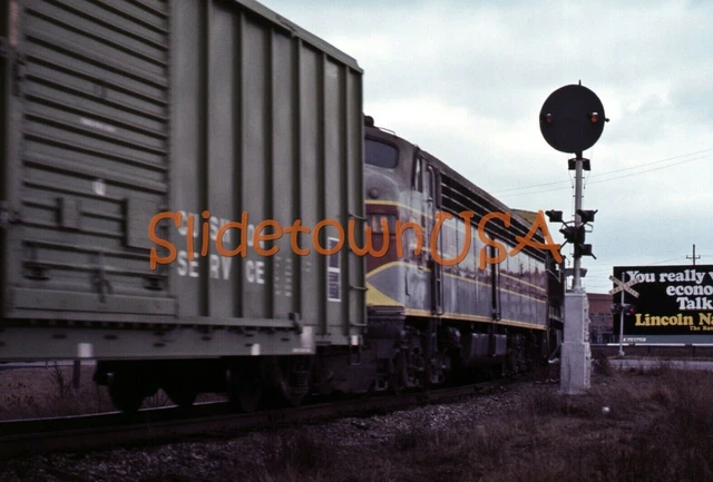 Vtg 1976 Orig Photo Train Slide 6589 CR Conrail Engine X2D160