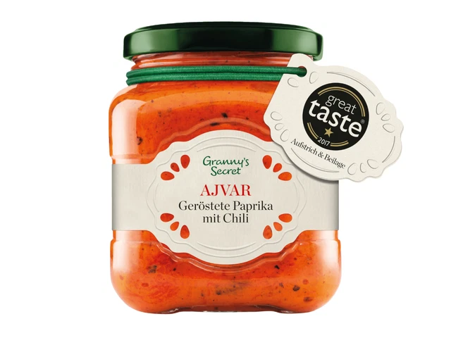 Peperoni tostati Grannys Secret Ajvar con peperoncino 200 g