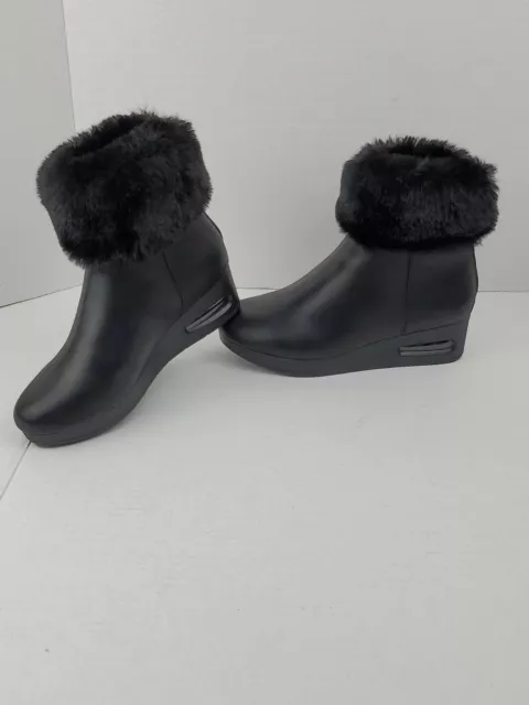 DKNY Abri-Wedge Bootie Black Faux Fur Size 5.5 M Women’s