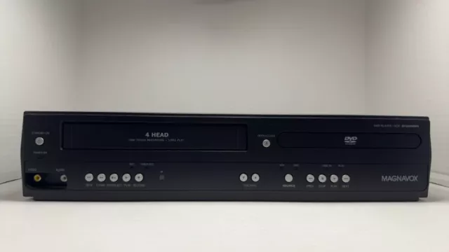 Magnavox DV220MW9 DVD Player VCR Recorder