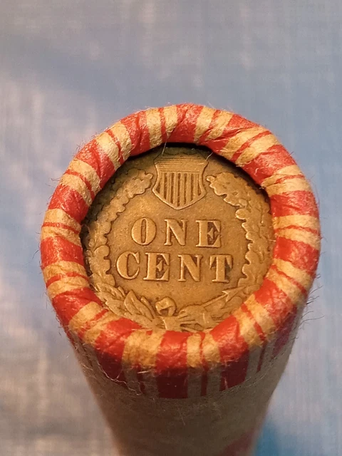 One Bulk Indian Head / Wheat Back Pennies Shotgun Roll - Lot # 464