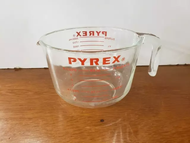 Vintage Pyrex 8 Cup/2 Liter Glass Measuring Cup #564, Made in USA