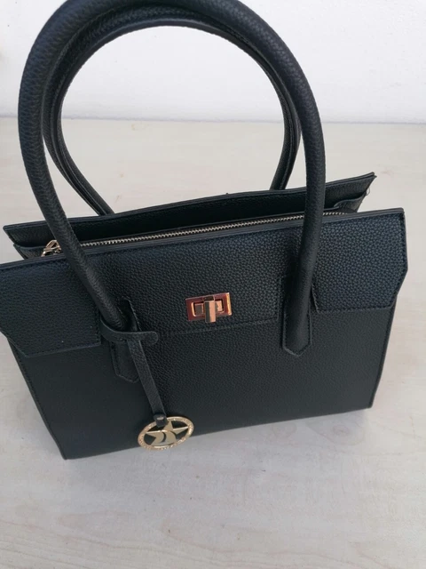 BORSA PRIMADONNA ECOPELLE nera scomparti finiture dorate nuova