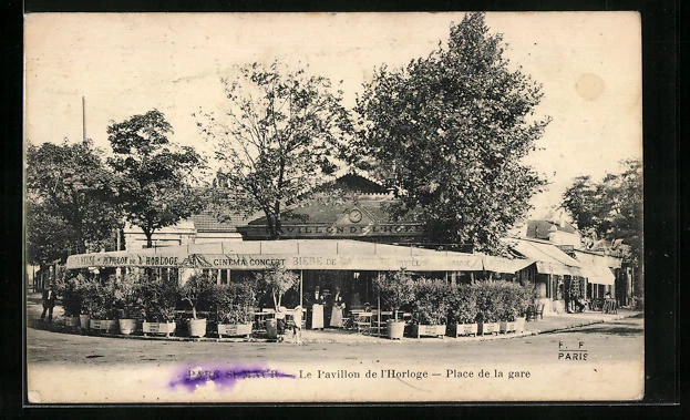CPA Parc St Maur, Le Pavillon de l´Horloge, Place de la gare