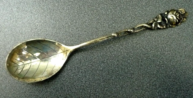 Zuckerlöffel Silber 800er Hildesheimer Rose # ca. 25,4 Gr. Zuckerlöffel Silber 800er Hildesheimer Rose # ca. 25,4 Gr.