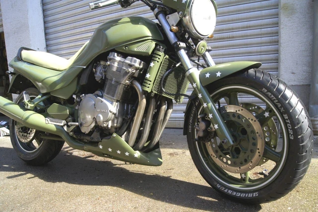 Suzuki GSX 1100 G (GV74 A) „Eisenhaufen“ oder „Eisenschwein“.  TÜV Neu
