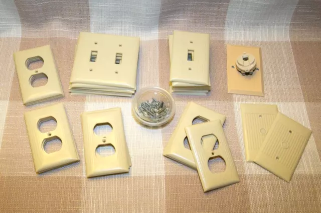 LOT: Vintage 30+ Used SIERRA ELECTRIC Ribbed Switch and Outlet Wall Covers