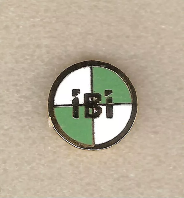 Pin Badge Abzeichen ICELAND Lot 7 - IBI ISAFJÖRDURI - Football Island - PINS