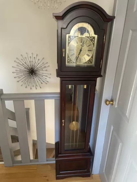 Attractive Grandmother Clock with Chimes full working order.