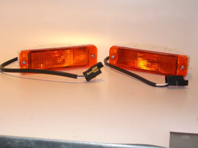 2x Blinker VW Golf 1 u. Golf 1 Cabrio -Bj. 88 (schmale Stoßstange), ORANGE, NEU