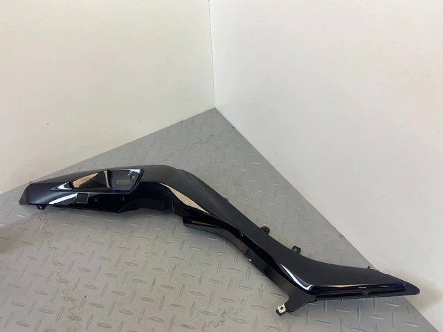 Carénage Arrière Gauche BMW R 1200 RT K52 2014-2016 - Pièce D'origine, Occasion
